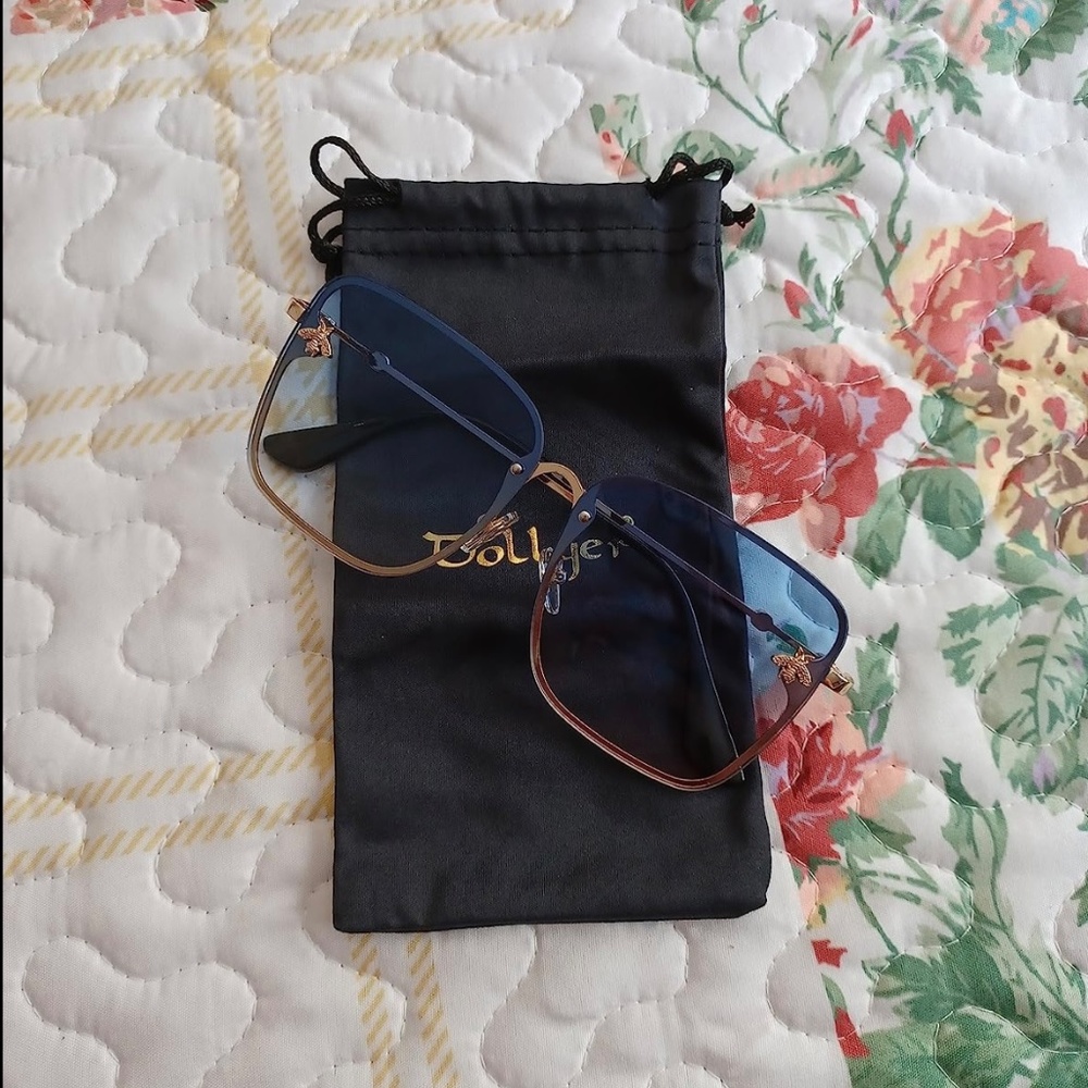 Neiman Marcus Luxury Golden Bee Sunglasses - Picture 3 of 6